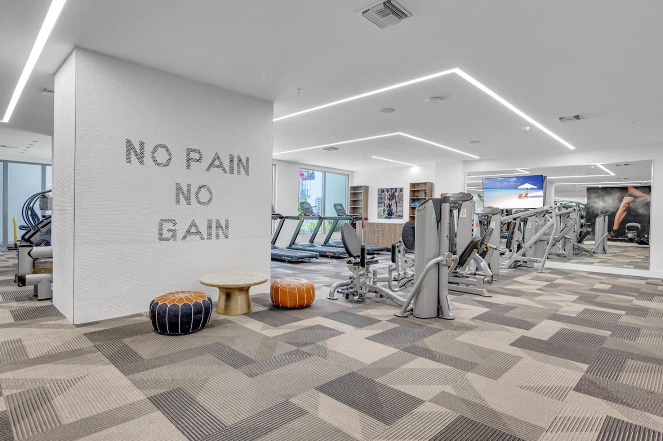 Modern Unit In The Heart Of Downtown Miami With Free Parking Apartment ภายนอก รูปภาพ