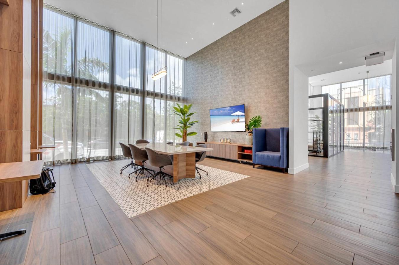 Modern Unit In The Heart Of Downtown Miami With Free Parking Apartment ภายนอก รูปภาพ