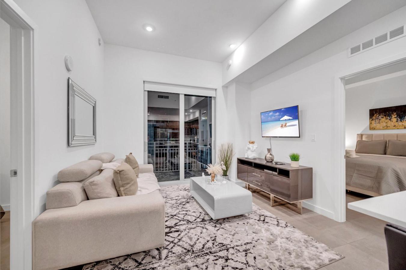 Modern Unit In The Heart Of Downtown Miami With Free Parking Apartment ภายนอก รูปภาพ