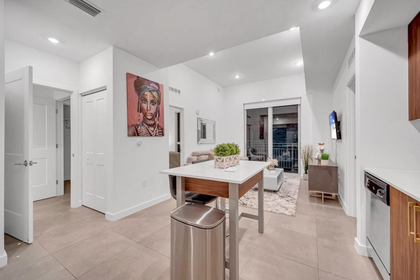 Modern Unit In The Heart Of Downtown Miami With Free Parking Apartment ภายนอก รูปภาพ