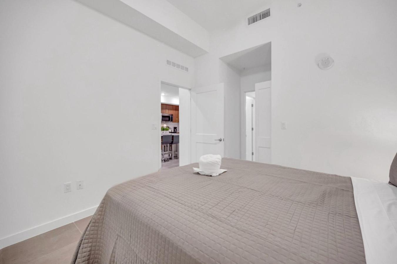 Modern Unit In The Heart Of Downtown Miami With Free Parking Apartment ภายนอก รูปภาพ