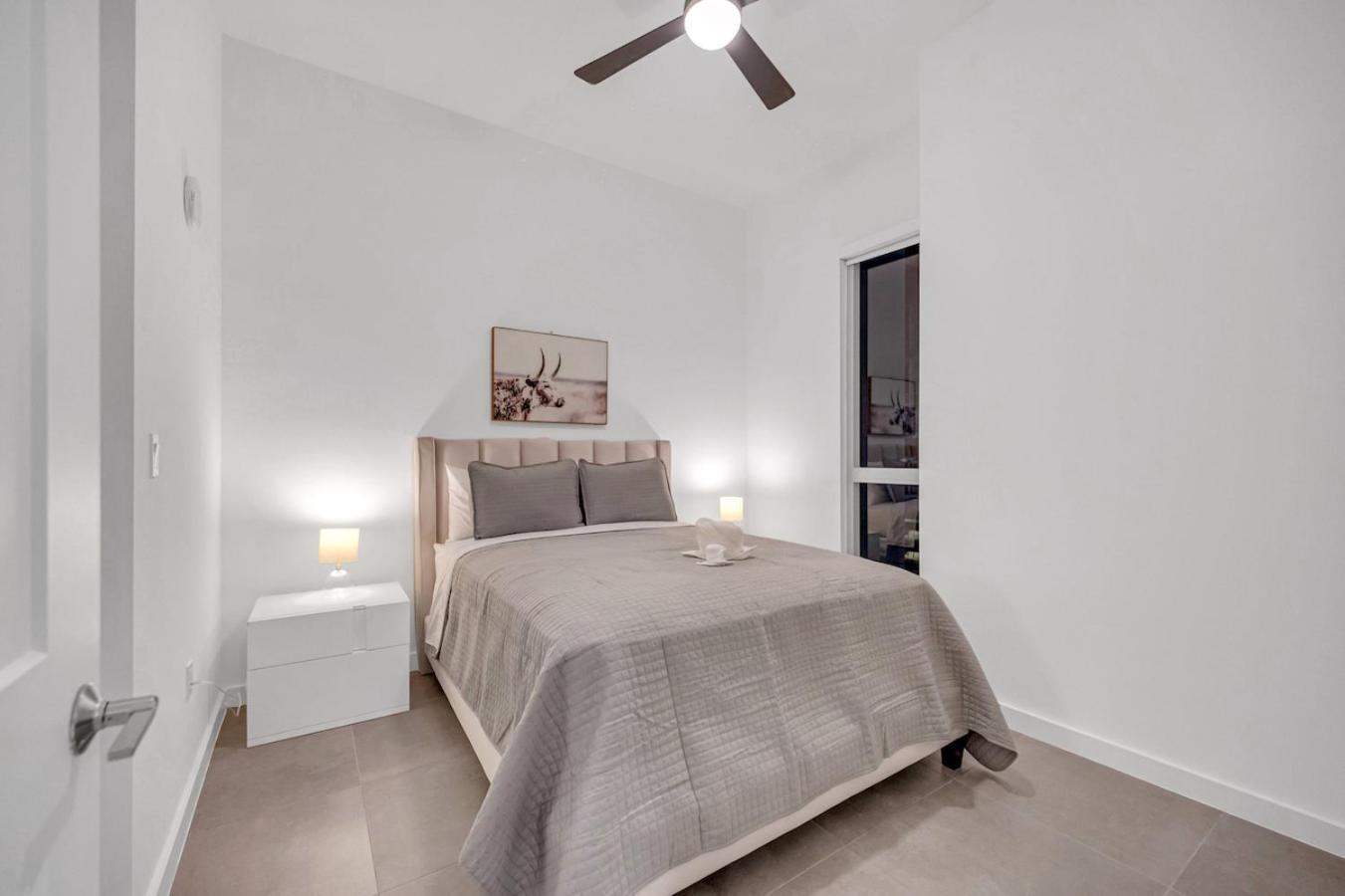 Modern Unit In The Heart Of Downtown Miami With Free Parking Apartment ภายนอก รูปภาพ